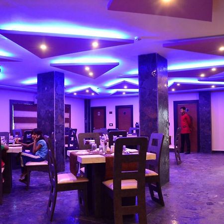 Dolphin Chocolate Inn Chandannagar Ngoại thất bức ảnh