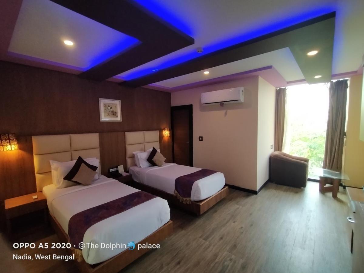 Dolphin Chocolate Inn Chandannagar Ngoại thất bức ảnh