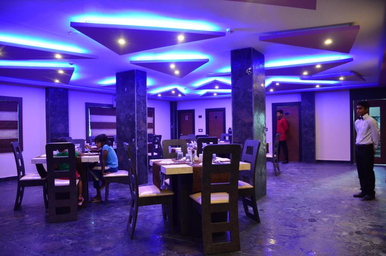 Dolphin Chocolate Inn Chandannagar Ngoại thất bức ảnh
