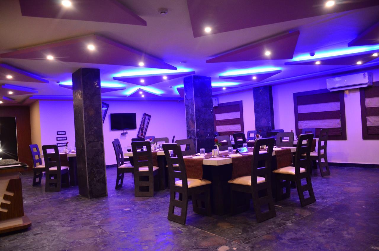 Dolphin Chocolate Inn Chandannagar Ngoại thất bức ảnh
