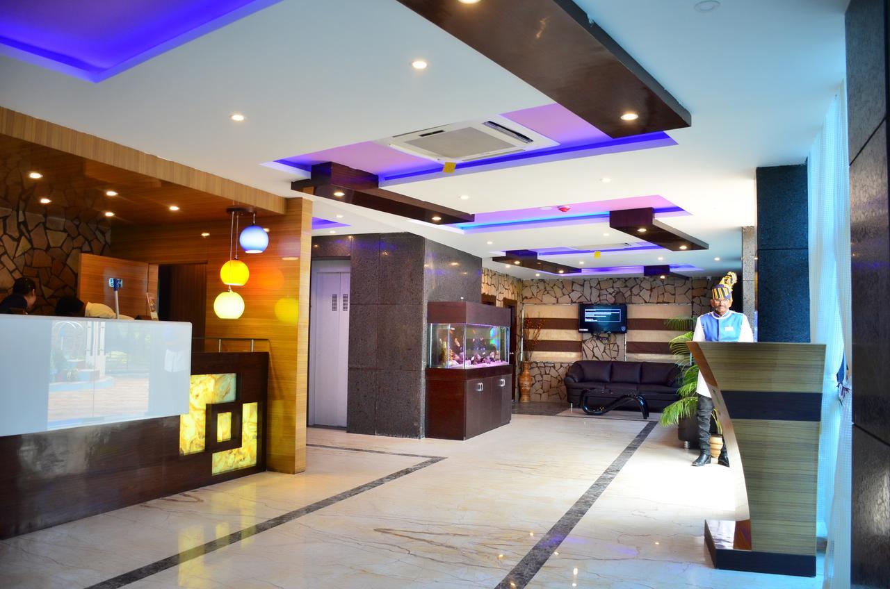 Dolphin Chocolate Inn Chandannagar Ngoại thất bức ảnh